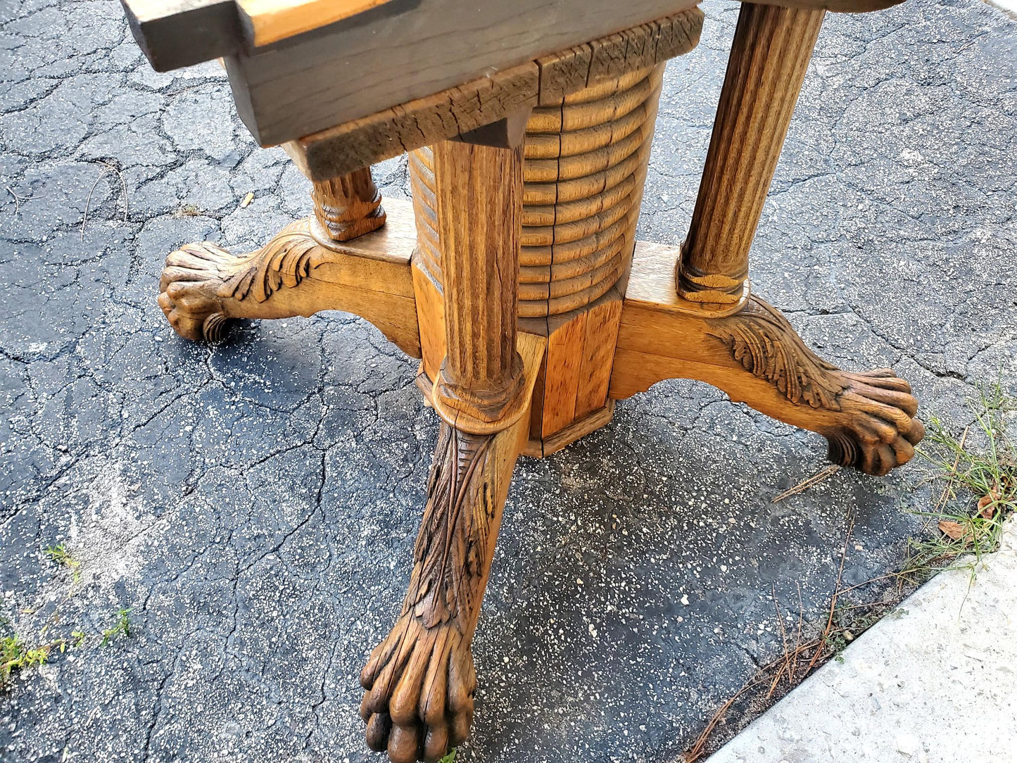 Antique Claw Foot Table