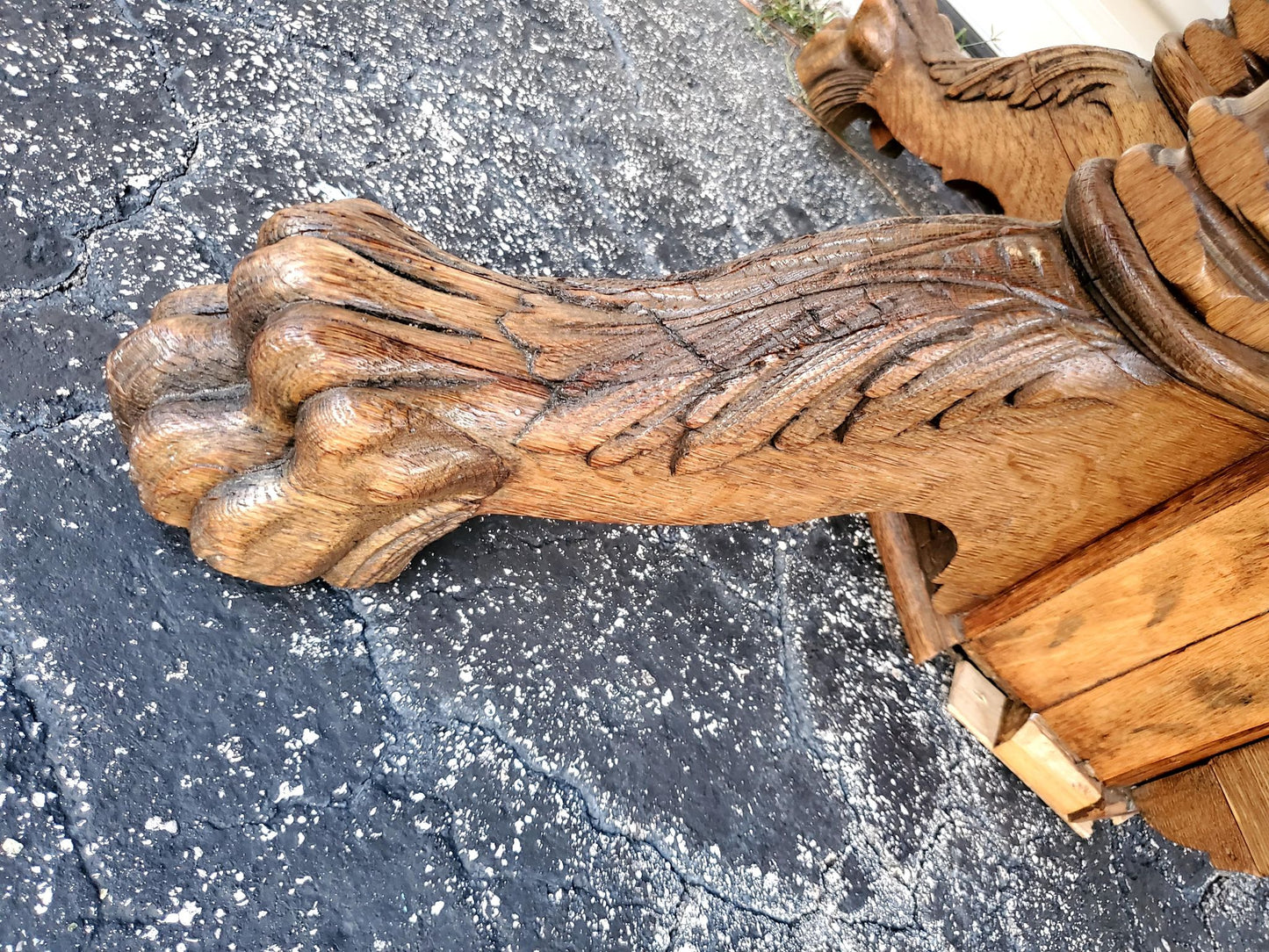 Antique Claw Foot Table