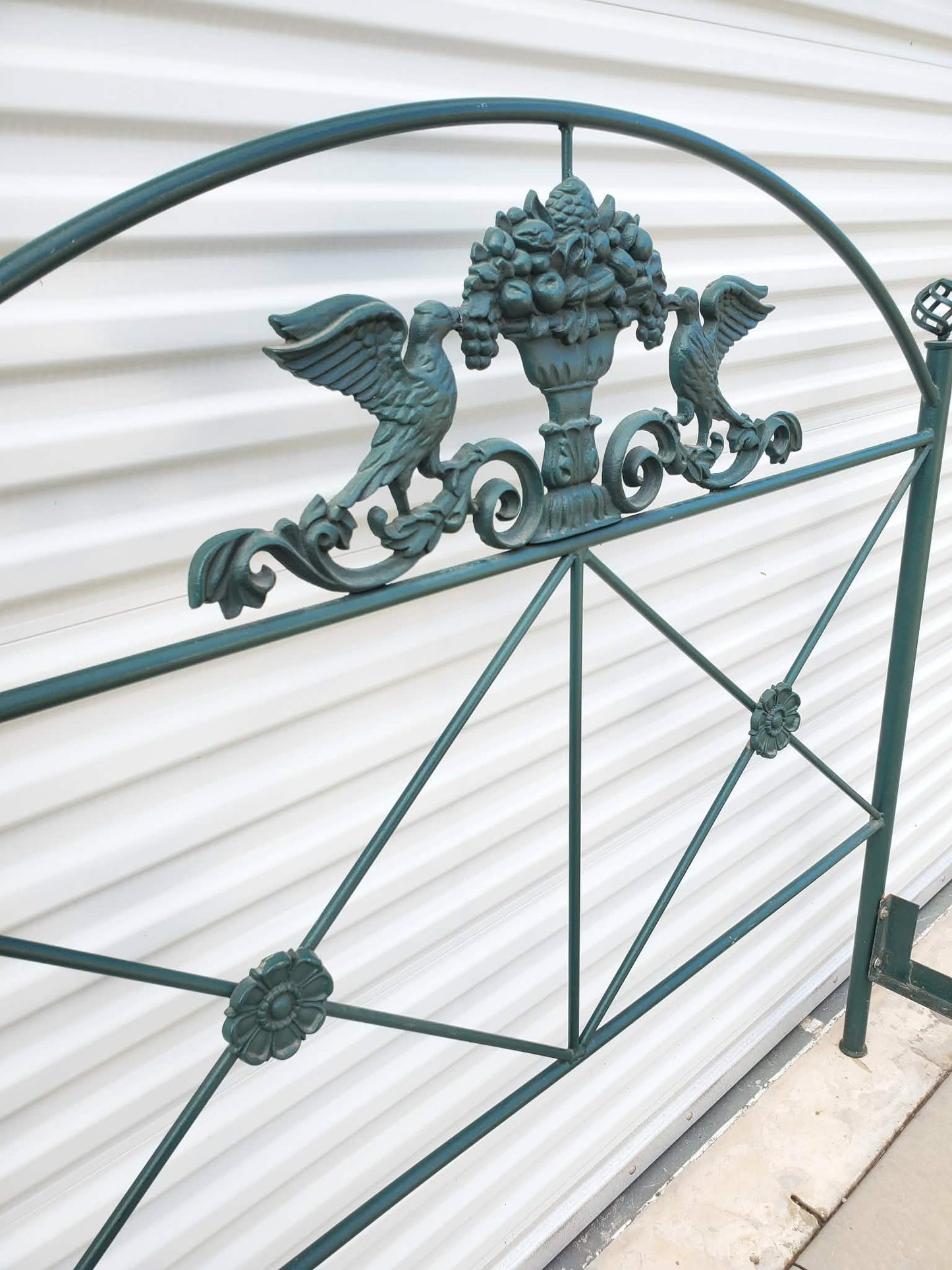 Queen Wrought Iron Bed