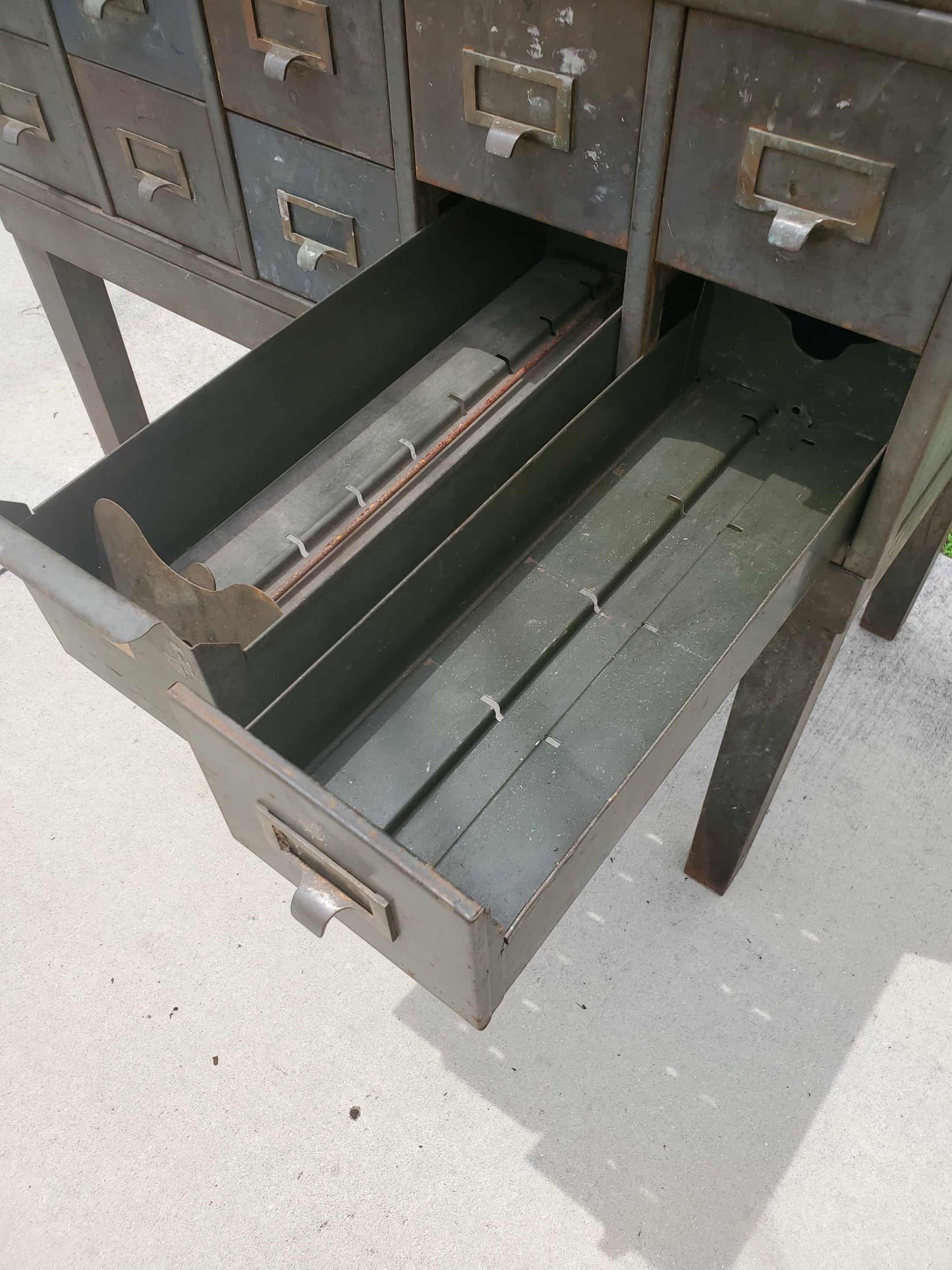 Stackable Multi-Drawer Cabinet with Stand/industrial Metal Storage Cabinet