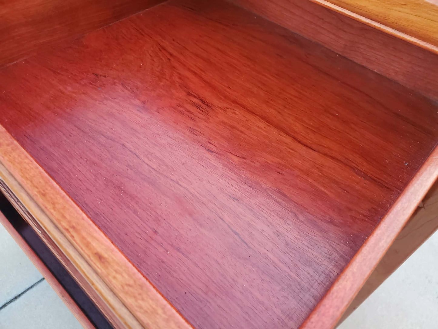 George Zee Rosewood Tallboy/ George Zee Rosewood Chest/ George Zee Rosewood Dresser